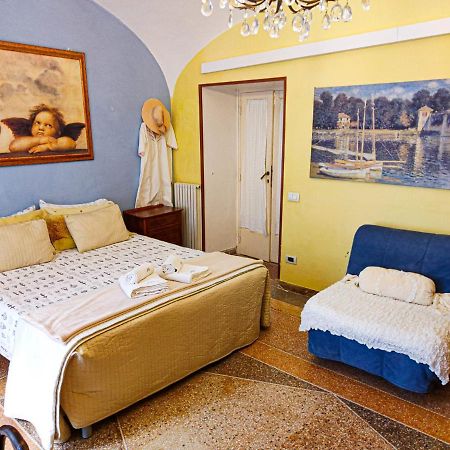 Nari Bed&Breakfast Gaeta Exteriör bild