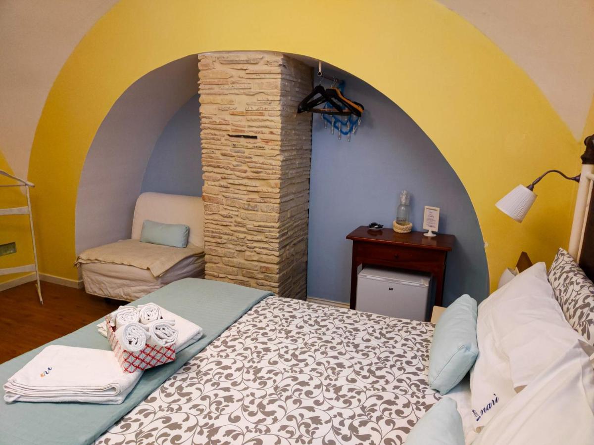 Nari Bed&Breakfast Gaeta Exteriör bild